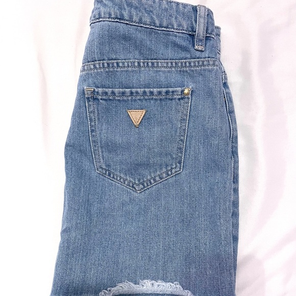 Guess skirt - Picture 3 of 3